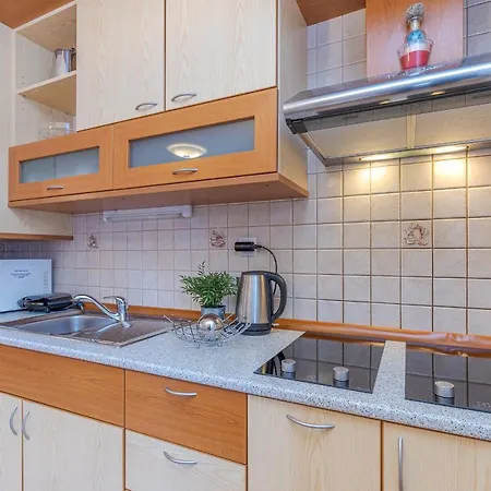 Apartma Gaja *