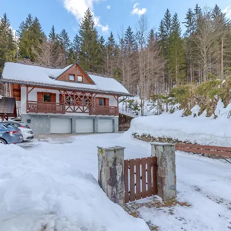 Apartma Gaja Краньска Гора